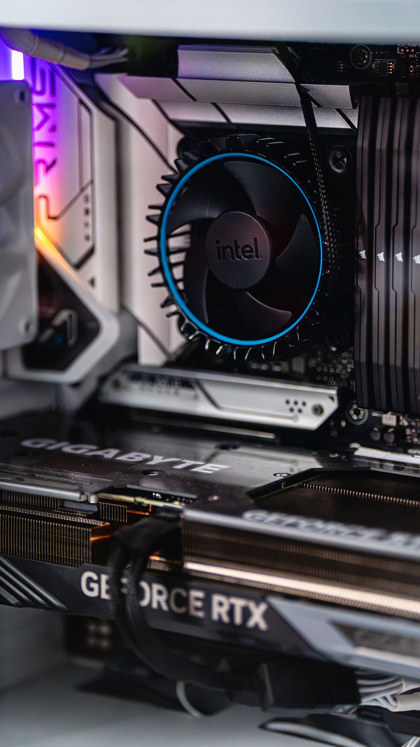 Desktops & gaming PCs